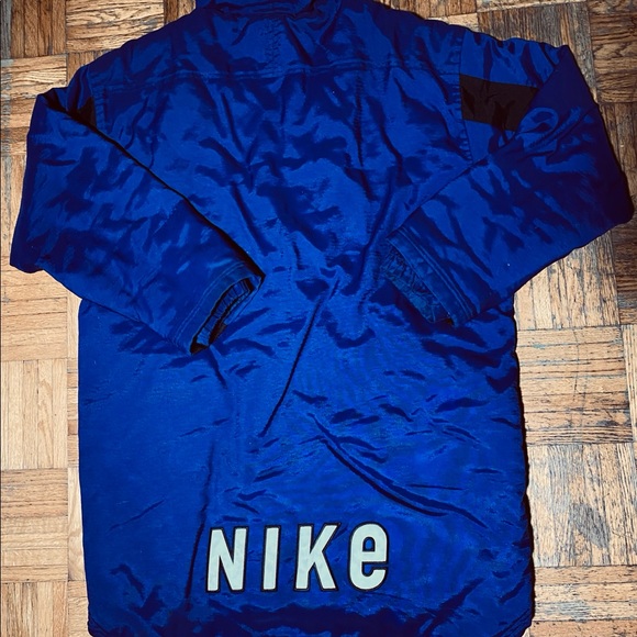 Mid-knee Nike vintage winter coat - Picture 3 of 5